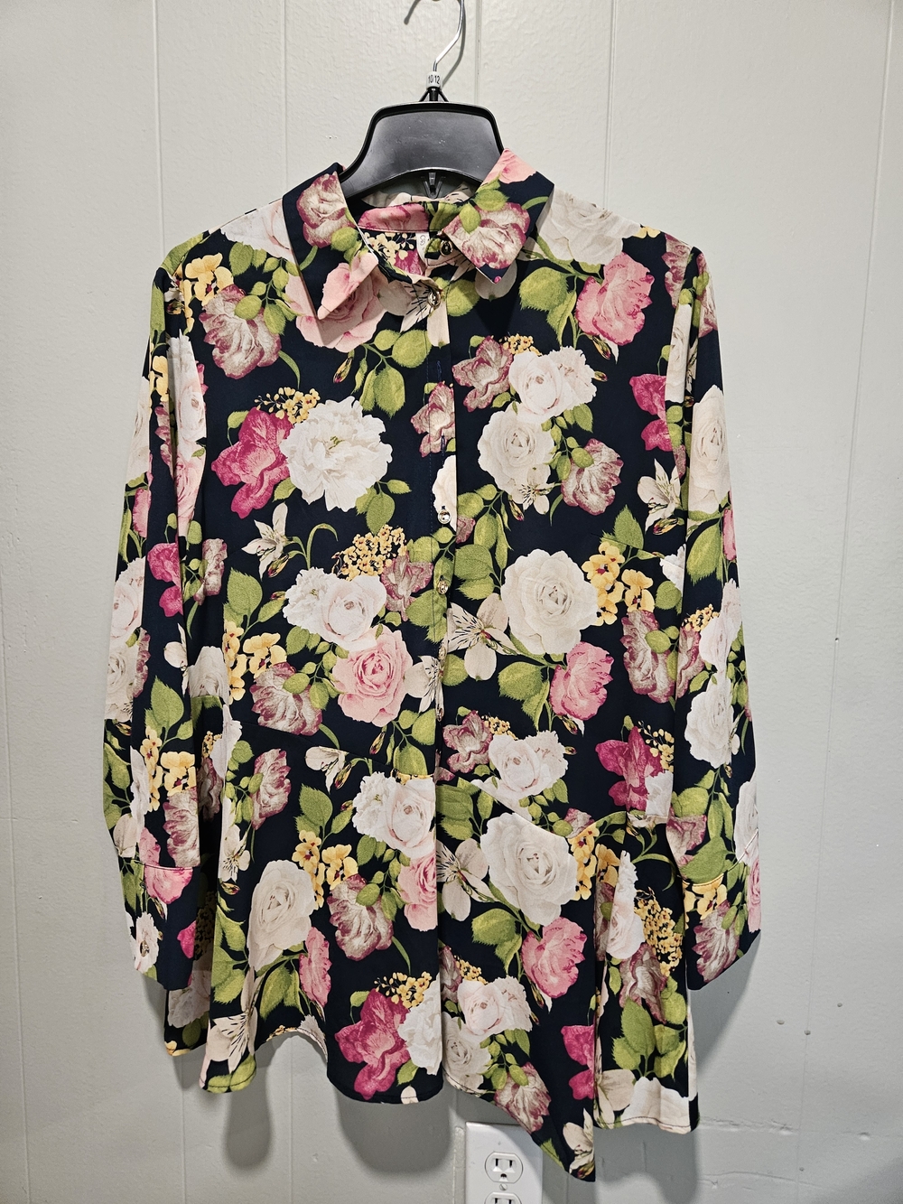 Floral Print Long-Sleeve Shirt - Navy with Pink & White Roses